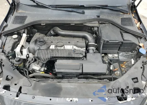 2013 Volvo S60 T5 z USA, uszkodzony, nr VIN YV1612FS1D1216915